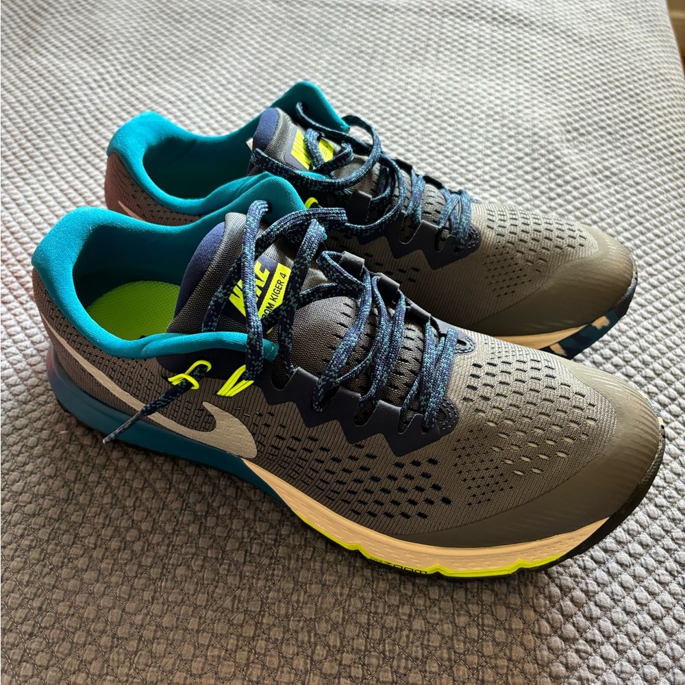 Nike Air Zoom Terra Kiger 4 Men's size 11